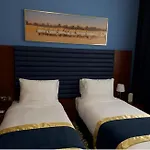 Baniyas Plaza Hotel Apartments